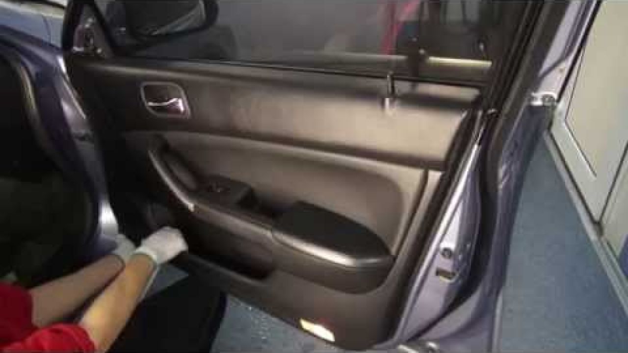 Honda Accord 7th - Разборка двери и снятие дверной ручки!