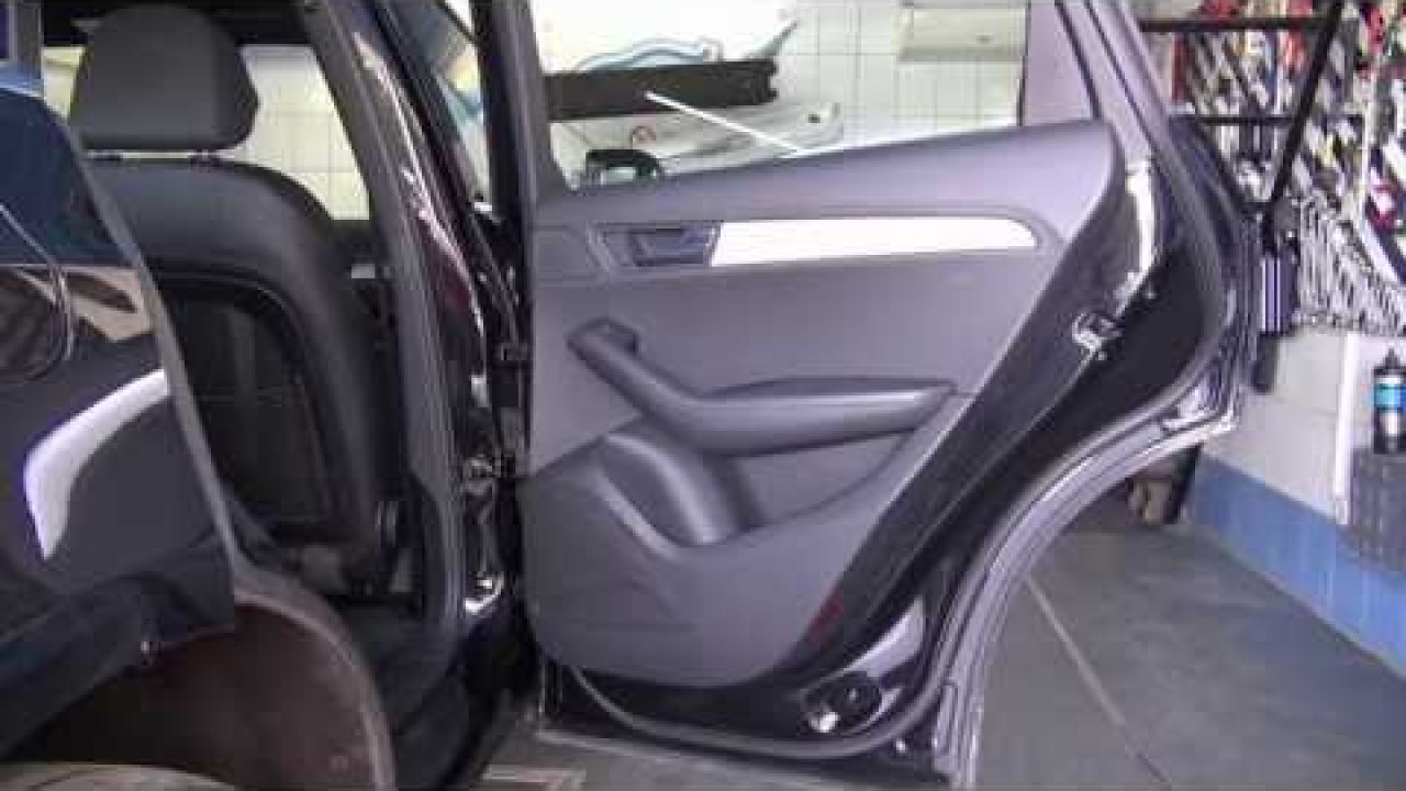 Разборка и снятие двери Audi Q5. шумоизоляция