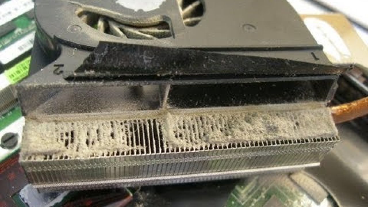 Как правильно почистить ноутбук от пыли